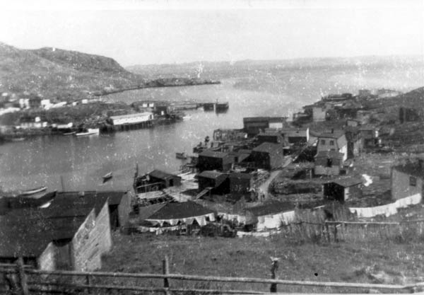 052: Red Island harbour. (1965) [courtesy of Kathleen (Barry) Mueller]